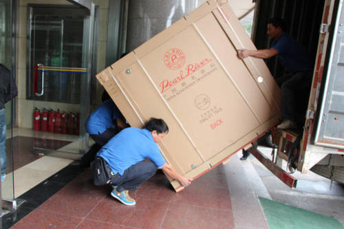 城区钢琴贵重工艺品无忧运